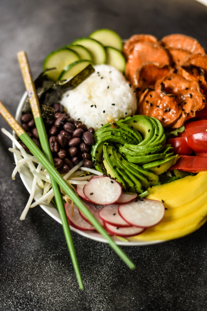 healthy sushi bowl