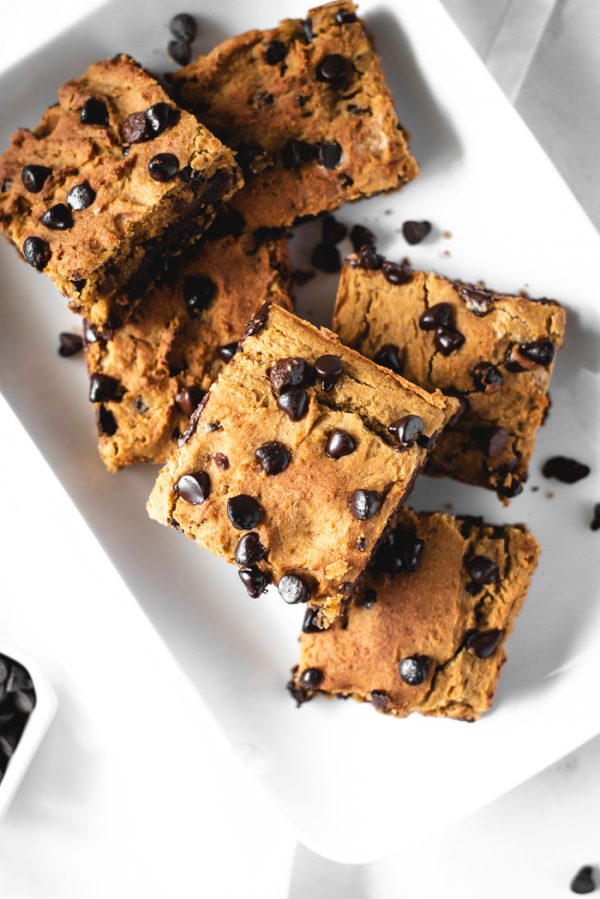 Vegan Chocolate Chip Chickpea Blondies (Gluten Free) – Sincerely Tori