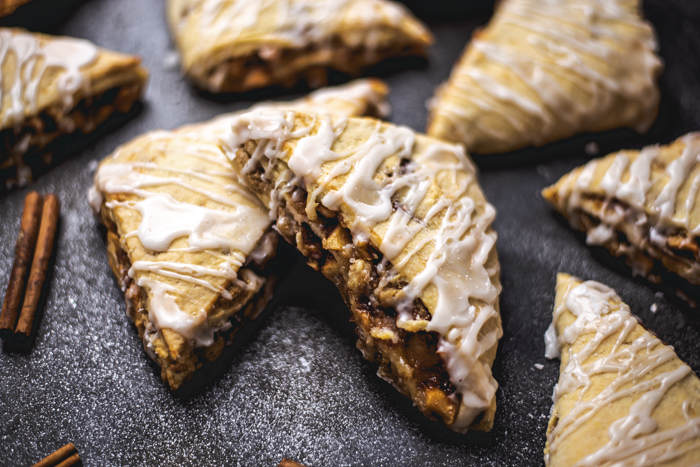 Do homemade apple turnovers need to be refrigerated?